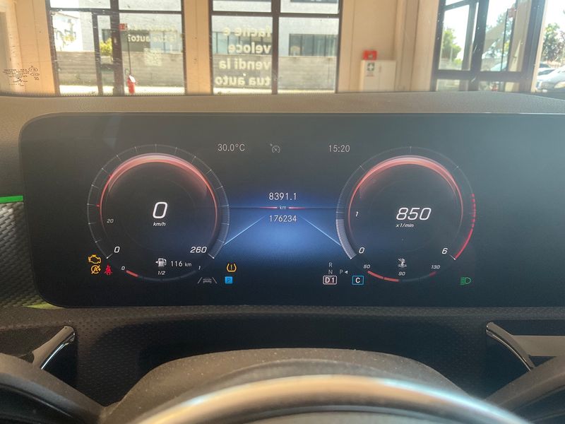 Mercedes-Benz A-Klasse A 180 d Sport 2020 – снимка 18