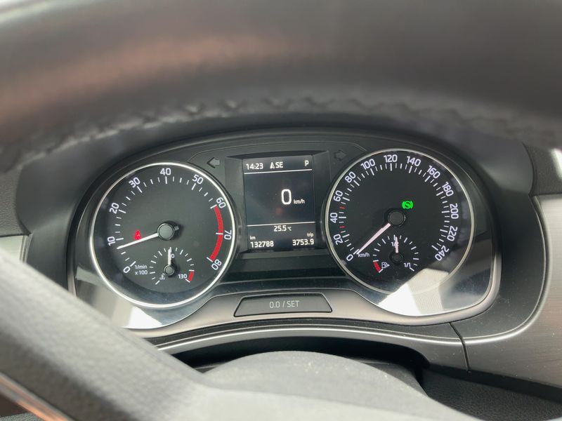 Skoda Fabia 1.2 TSI Joy 2017 – снимка 18