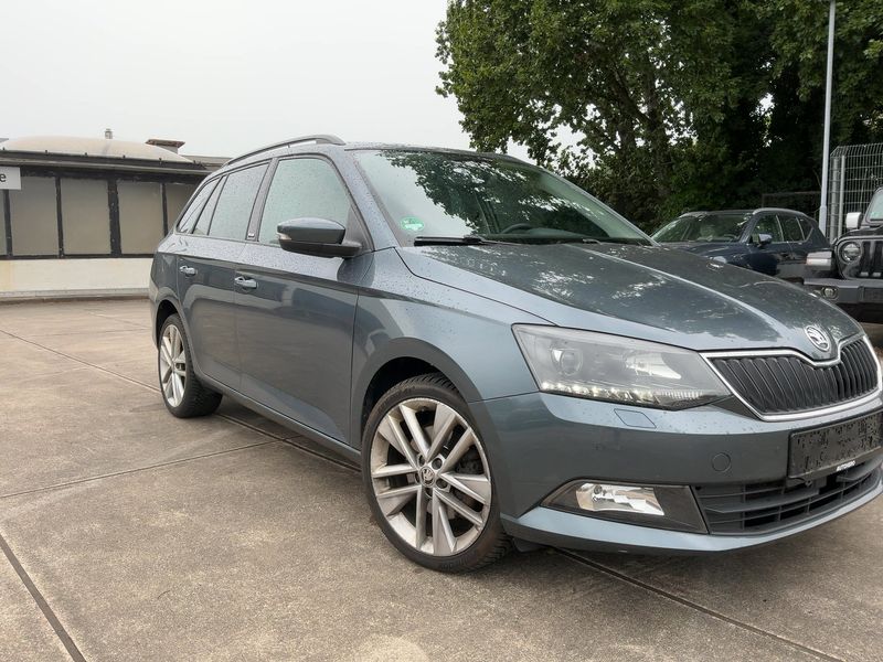 Skoda Fabia 1.2 TSI Joy 2017 – снимка 12