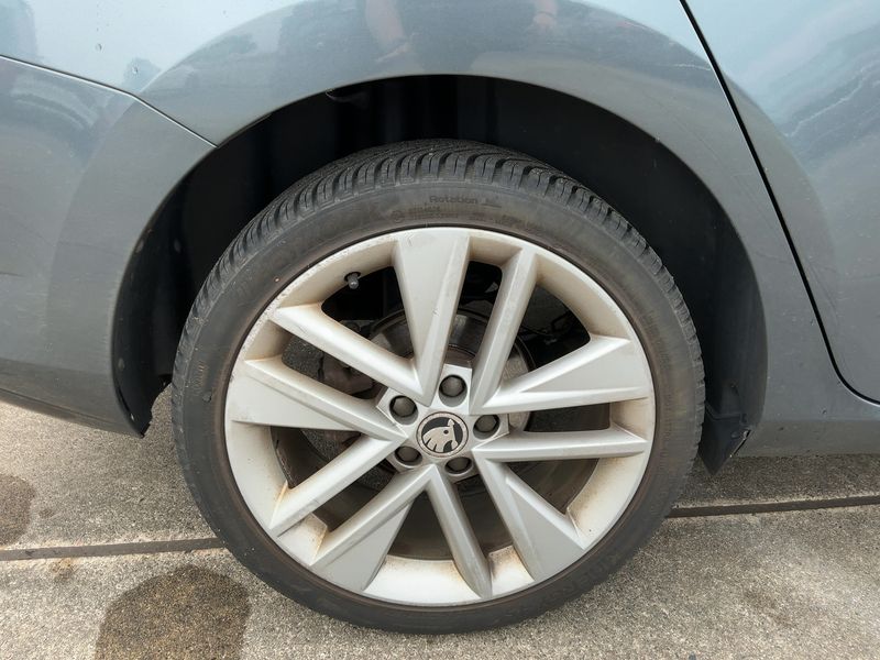 Skoda Fabia 1.2 TSI Joy 2017 – снимка 9