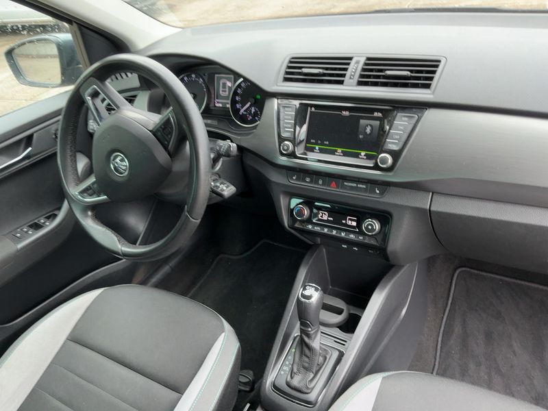 Skoda Fabia 1.2 TSI Joy 2017 – снимка 17