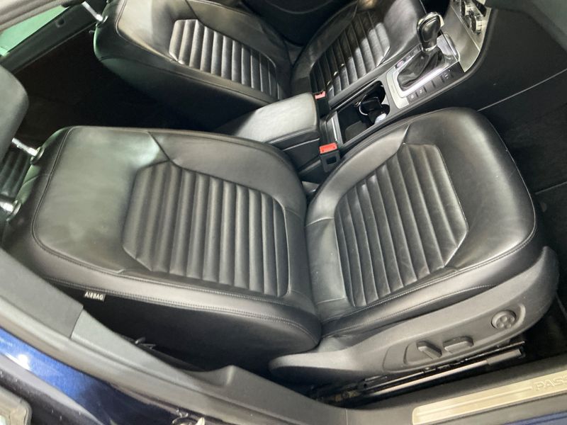 Volkswagen Passat 3.6 V6 FSI Highline 4Motion 2013 – снимка 42