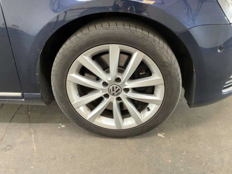 Volkswagen Passat 3.6 V6 FSI Highline 4Motion 2013 – снимка 11