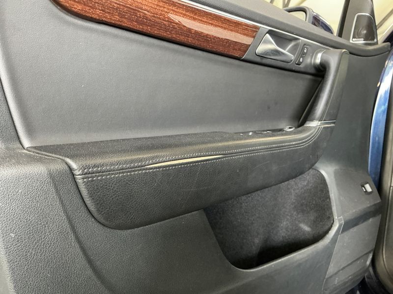 Volkswagen Passat 3.6 V6 FSI Highline 4Motion 2013 – снимка 40