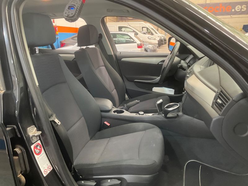 BMW X1 sDrive 18d 2011 – снимка 16