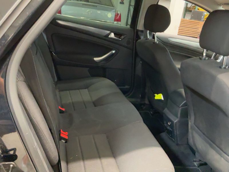 Ford Mondeo 2.0 TDCi Titanium 2012 – снимка 20
