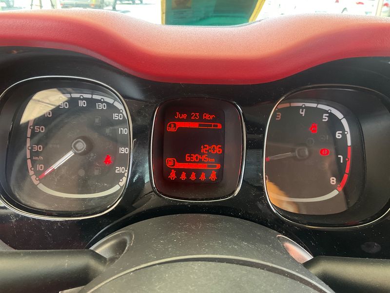 Fiat Panda 1.2 Lounge 2012 – снимка 18
