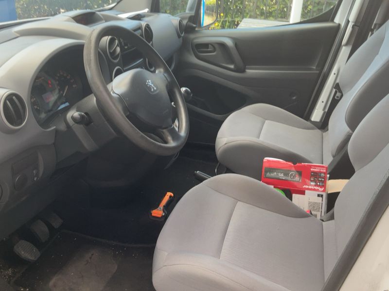 Peugeot Partner 1.6 HDi L1 2014 – снимка 16