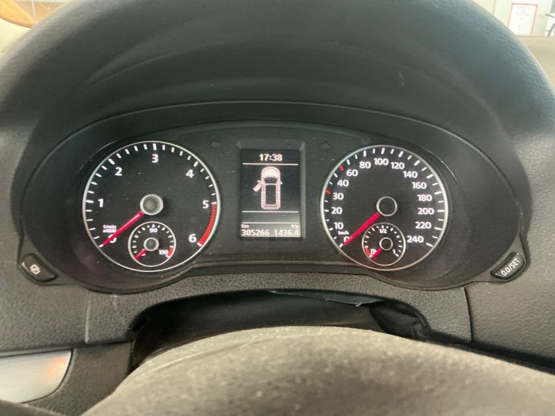 Volkswagen Sharan 2.0 TDI Style BlueMotion Tech 2012 – снимка 4