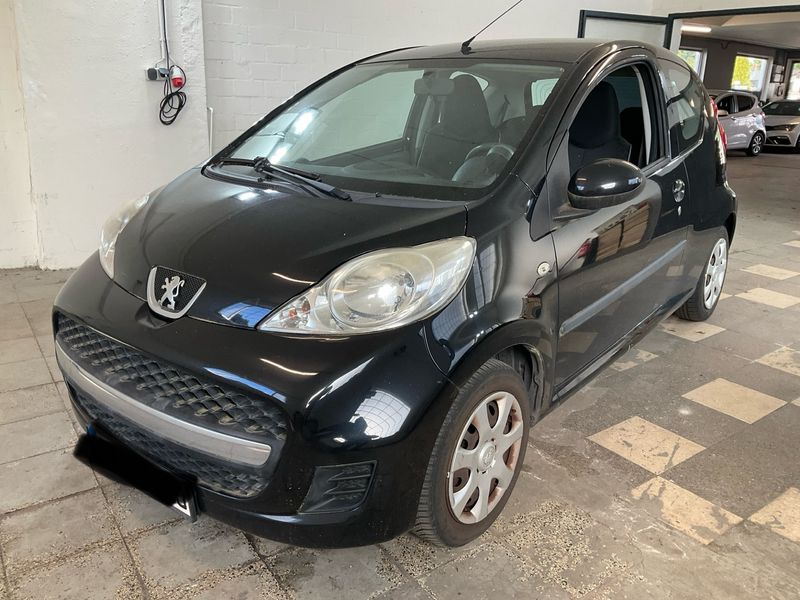 Peugeot 107 1.0 Filou 2009 – снимка 1