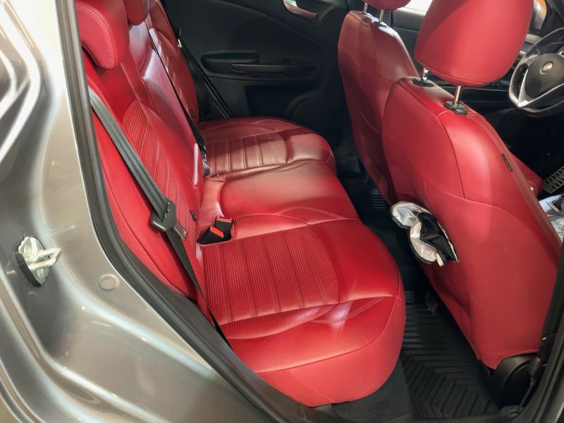 Alfa Romeo Giulietta 1.8 Turbo Veloce 2019 – снимка 19