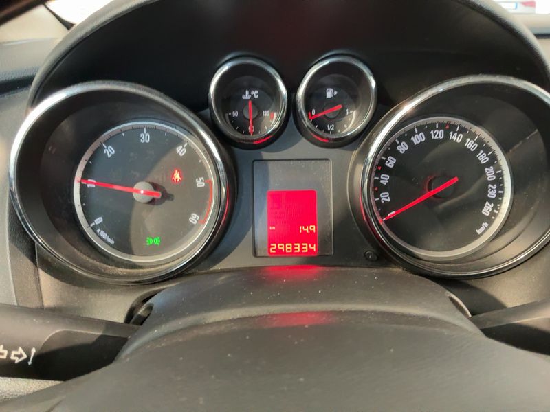 Opel Astra 1.7 CDTI Elective 2013 – снимка 4