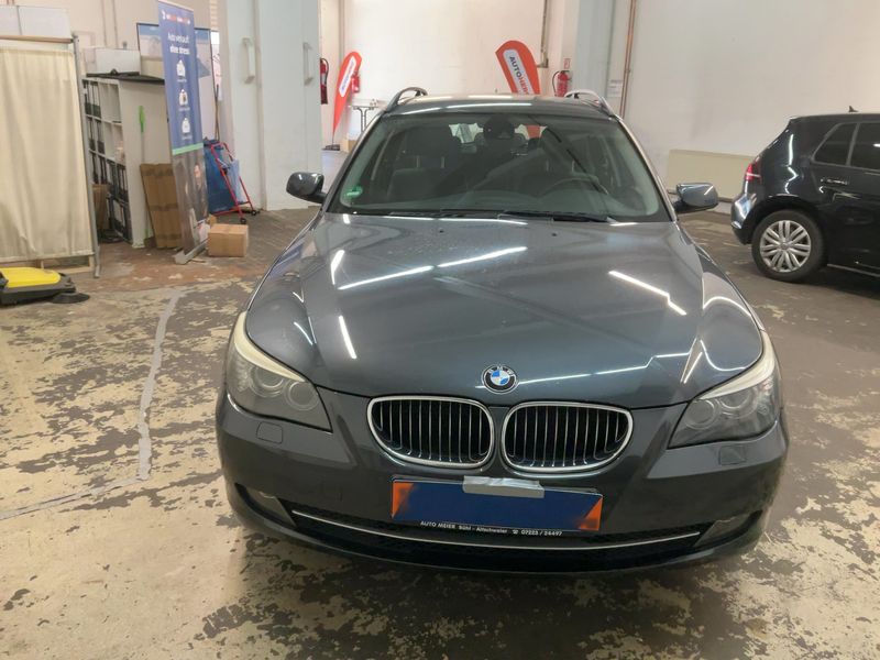BMW 5er 523i 2009 – снимка 14