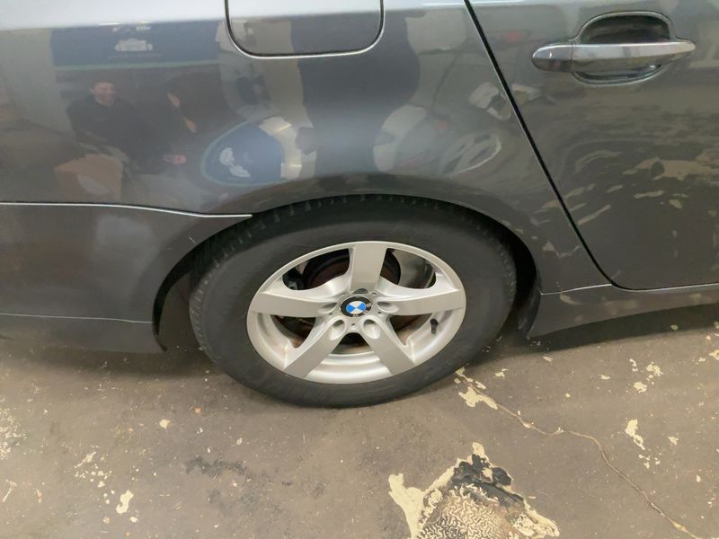 BMW 5er 523i 2009 – снимка 9