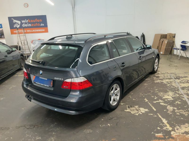 BMW 5er 523i 2009 – снимка 8