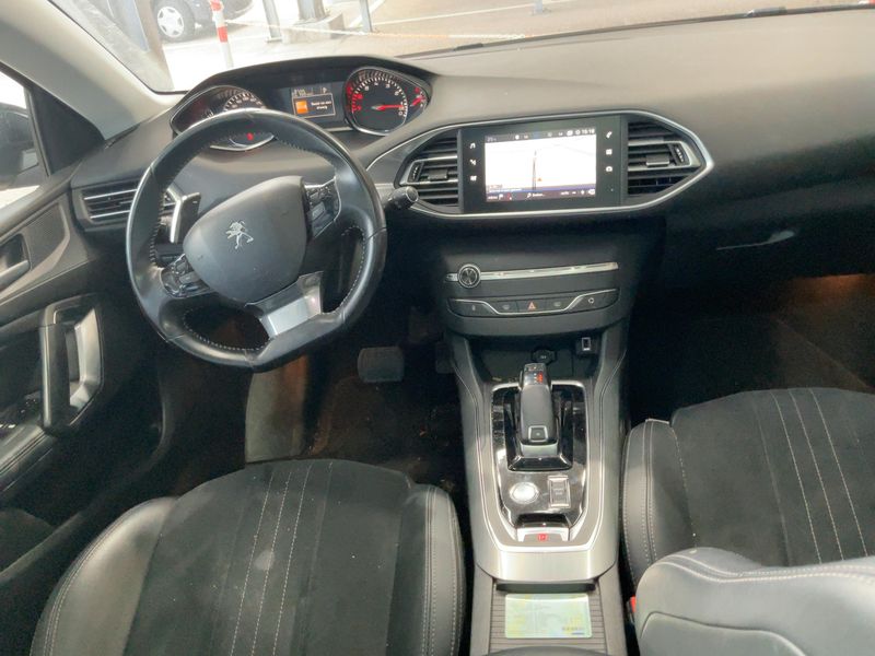 Peugeot 308 1.2 PureTech Allure Business 2019 – снимка 17