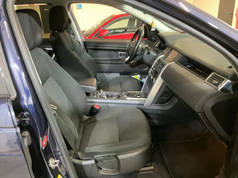 Land Rover Discovery Sport 2.0 Td4 SE AWD 2019 – снимка 16