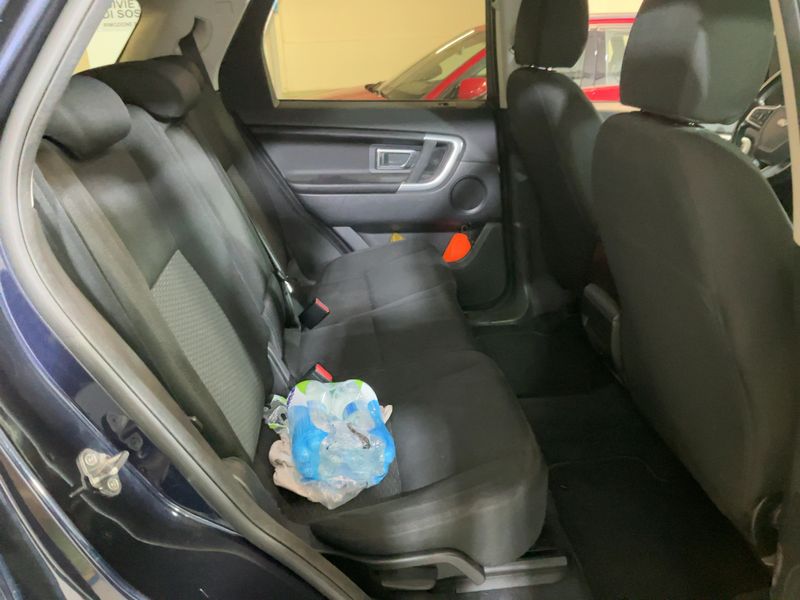 Land Rover Discovery Sport 2.0 Td4 SE AWD 2019 – снимка 19