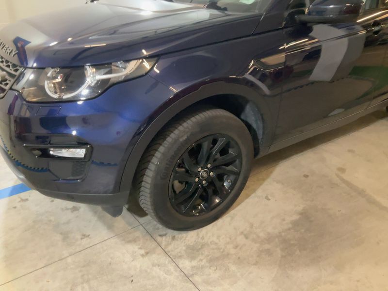 Land Rover Discovery Sport 2.0 Td4 SE AWD 2019 – снимка 3