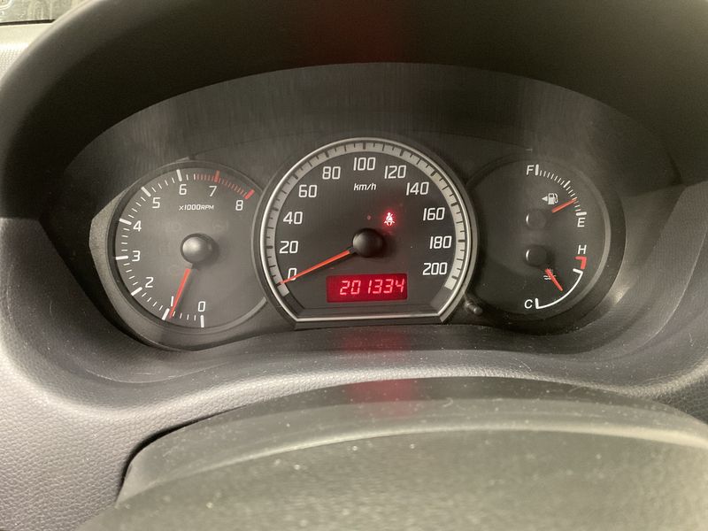 Suzuki Swift 1.3 Comfort 2010 – снимка 4