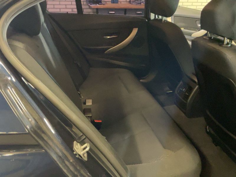 BMW 3er 316i 2014 – снимка 19