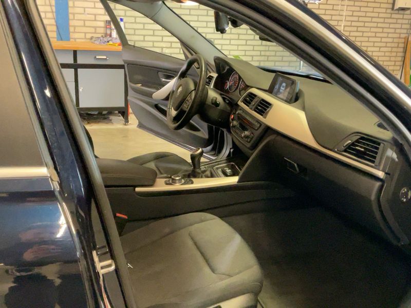 BMW 3er 316i 2014 – снимка 16