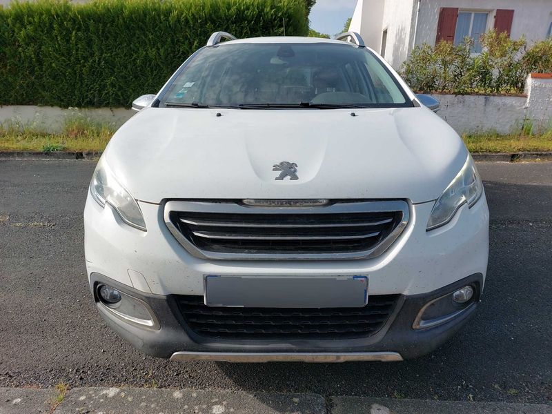 Peugeot 2008 1.2 PureTech Allure 2016 – снимка 7