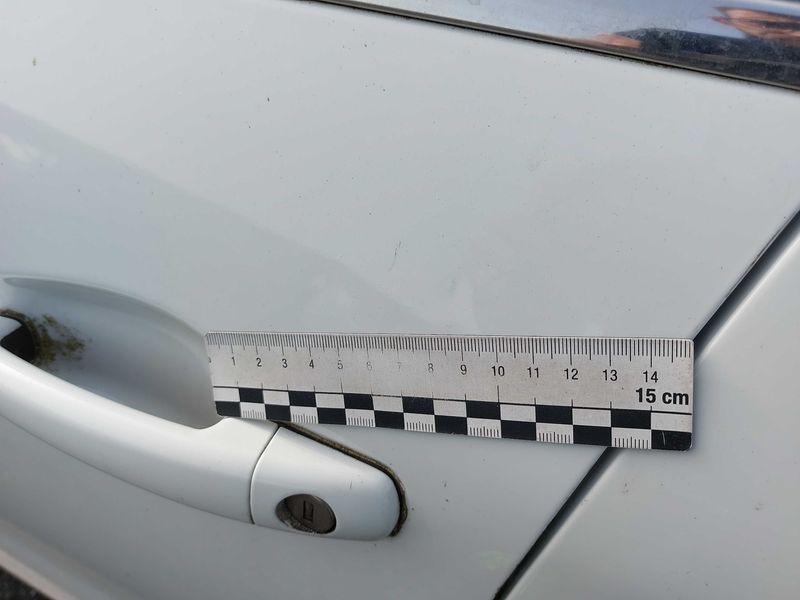 Peugeot 2008 1.2 PureTech Allure 2016 – снимка 32