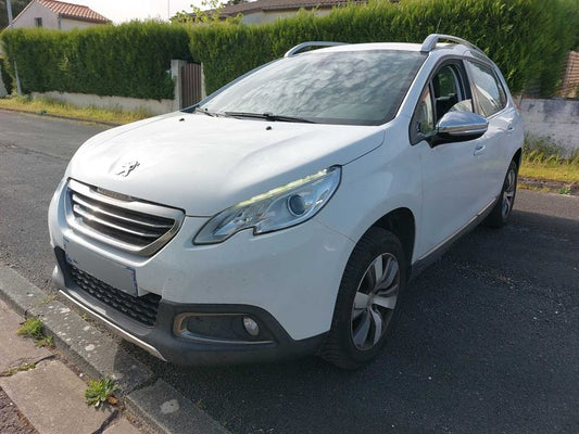Peugeot 2008 1.2 PureTech Allure 2016 – снимка 1