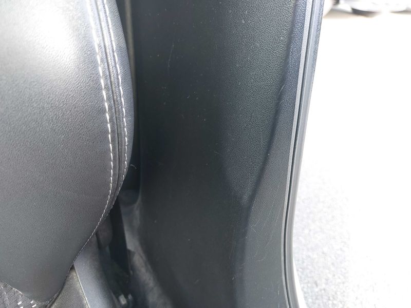 Peugeot 2008 1.2 PureTech Allure 2016 – снимка 25