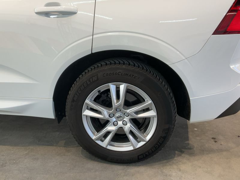 Volvo XC60 2.0 D4 Momentum 2WD 2018 – снимка 5