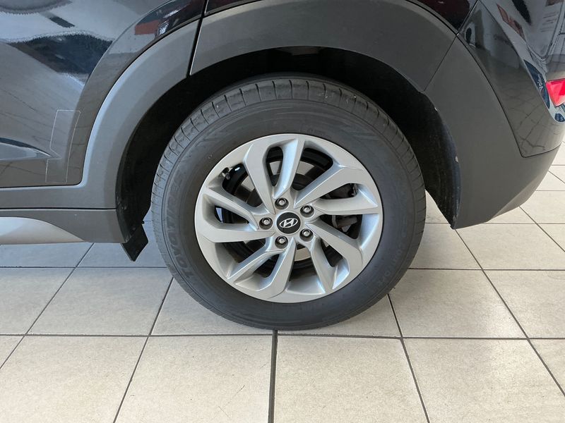 Hyundai Tucson 1.7 CRDi Creative 2WD 2016 – снимка 5