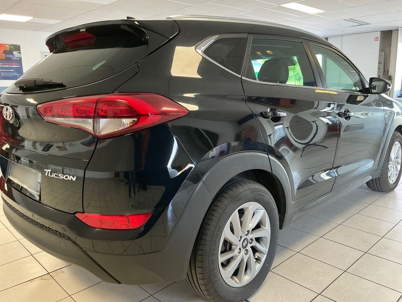 Hyundai Tucson 1.7 CRDi Creative 2WD 2016 – снимка 8