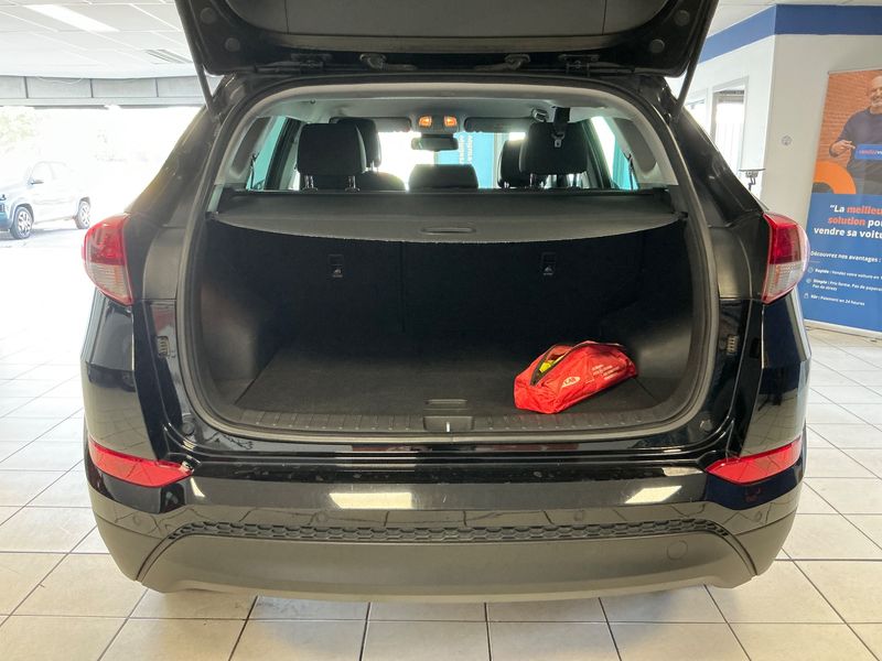 Hyundai Tucson 1.7 CRDi Creative 2WD 2016 – снимка 15
