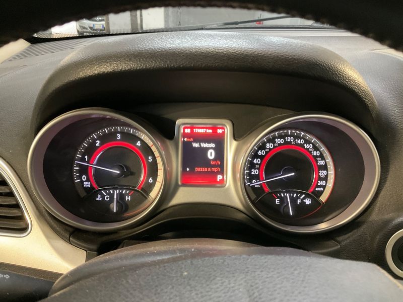 Fiat Freemont 2.0 Multijet Lounge 4WD 2014 – снимка 18