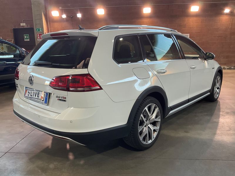 Volkswagen Golf VII 2.0 TDI 4Motion BlueMotion Tech 2016 – снимка 8