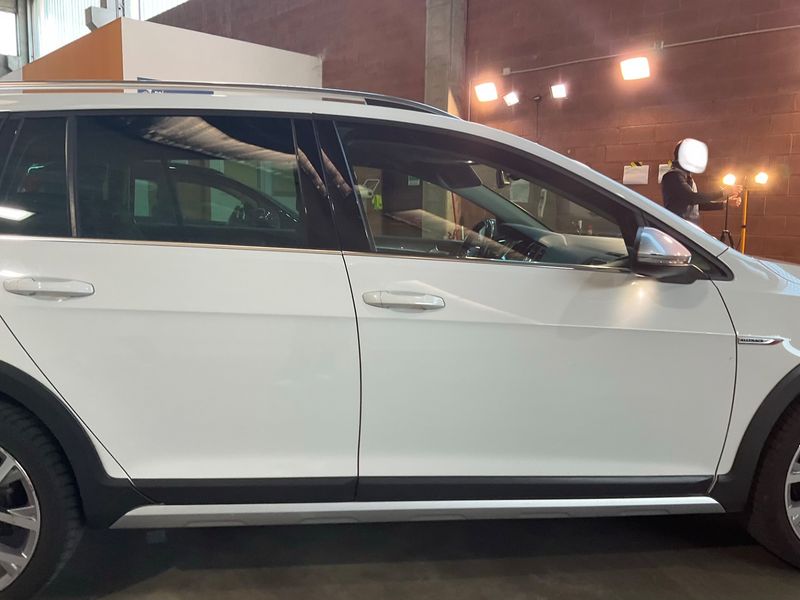 Volkswagen Golf VII 2.0 TDI 4Motion BlueMotion Tech 2016 – снимка 10