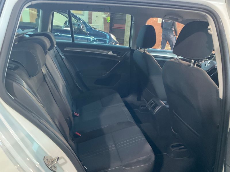 Volkswagen Golf VII 2.0 TDI 4Motion BlueMotion Tech 2016 – снимка 20