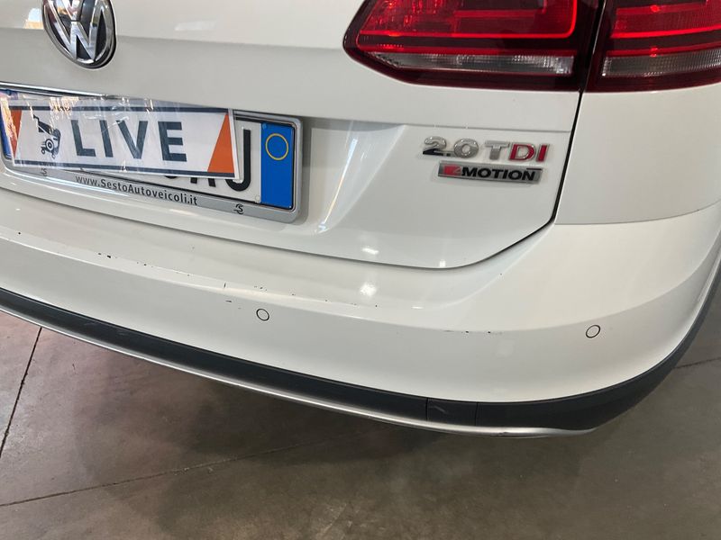 Volkswagen Golf VII 2.0 TDI 4Motion BlueMotion Tech 2016 – снимка 42