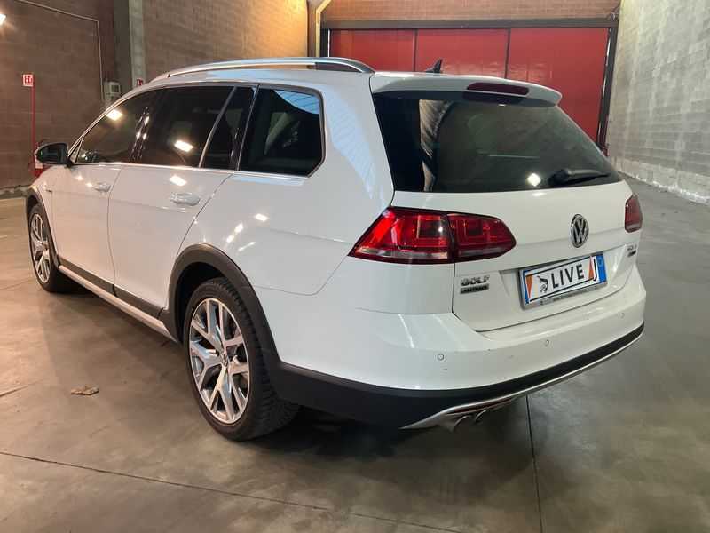 Volkswagen Golf VII 2.0 TDI 4Motion BlueMotion Tech 2016 – снимка 6