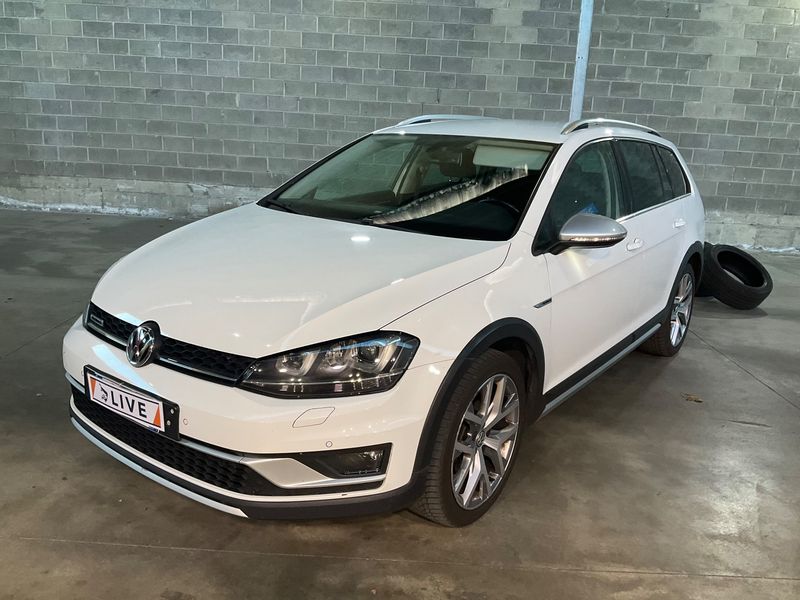 Volkswagen Golf VII 2.0 TDI 4Motion BlueMotion Tech 2016 – снимка 1