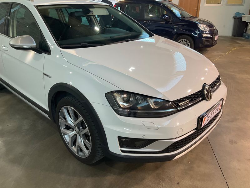Volkswagen Golf VII 2.0 TDI 4Motion BlueMotion Tech 2016 – снимка 12