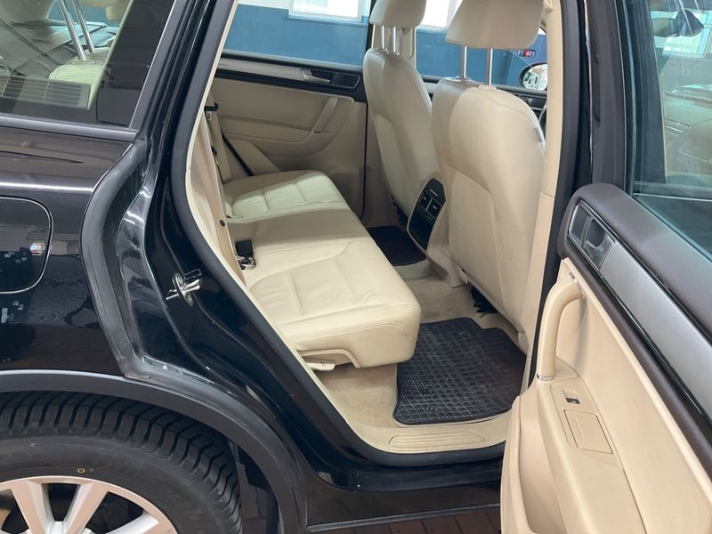 Volkswagen Touareg 3.0 V6 TDI Terrain Tech BlueMotion Tech 2017 – снимка 47