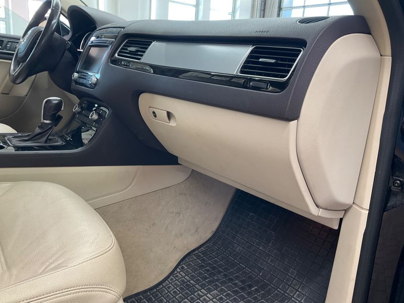 Volkswagen Touareg 3.0 V6 TDI Terrain Tech BlueMotion Tech 2017 – снимка 44