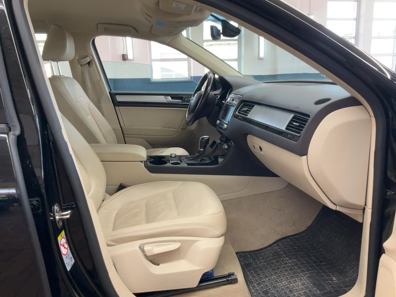 Volkswagen Touareg 3.0 V6 TDI Terrain Tech BlueMotion Tech 2017 – снимка 16
