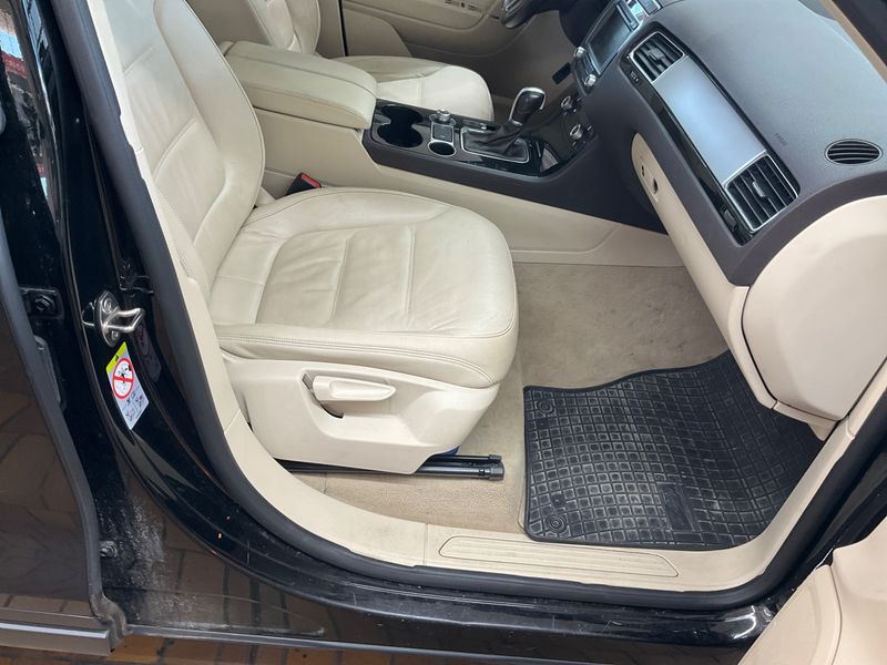 Volkswagen Touareg 3.0 V6 TDI Terrain Tech BlueMotion Tech 2017 – снимка 43