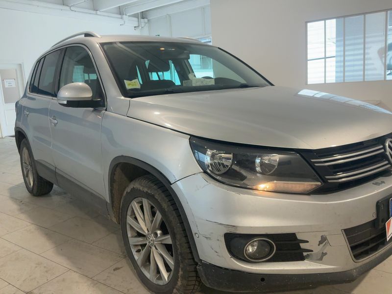 Volkswagen Tiguan 2.0 TDI Sport & Style 4Motion 2014 – снимка на щета 12
