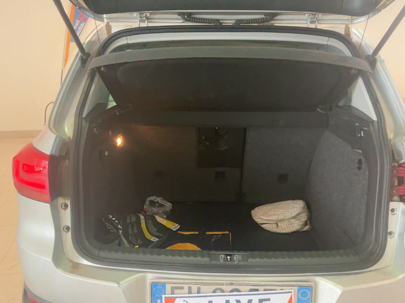 Volkswagen Tiguan 2.0 TDI Sport & Style 4Motion 2014 – снимка 15
