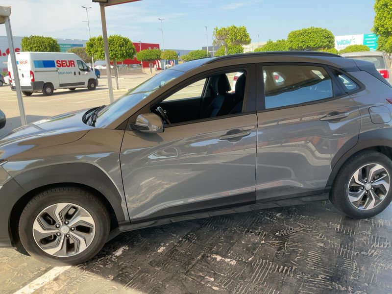 Hyundai Kona 1.6 Hybrid Maxx 2WD 2021 – снимка 4