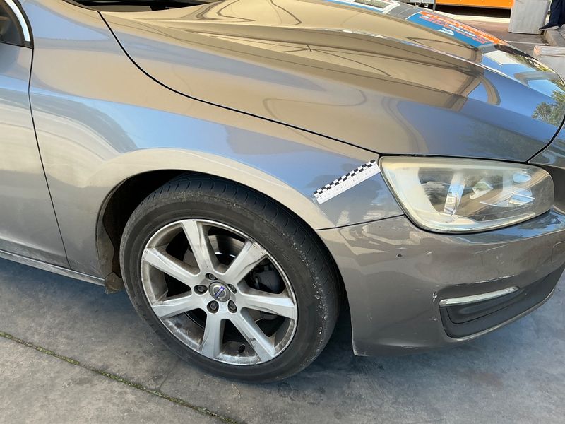 Volvo V60 2.0 D2 Momentum 2016 – снимка 22